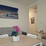 Appartamento Gigi House - Piazza Mazzini - 200m Dal Mare Con Posto Lido di Jesolo